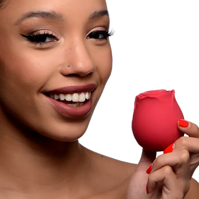 Vibrators InBloom InBloom Rosales Sucking Vibrator Red